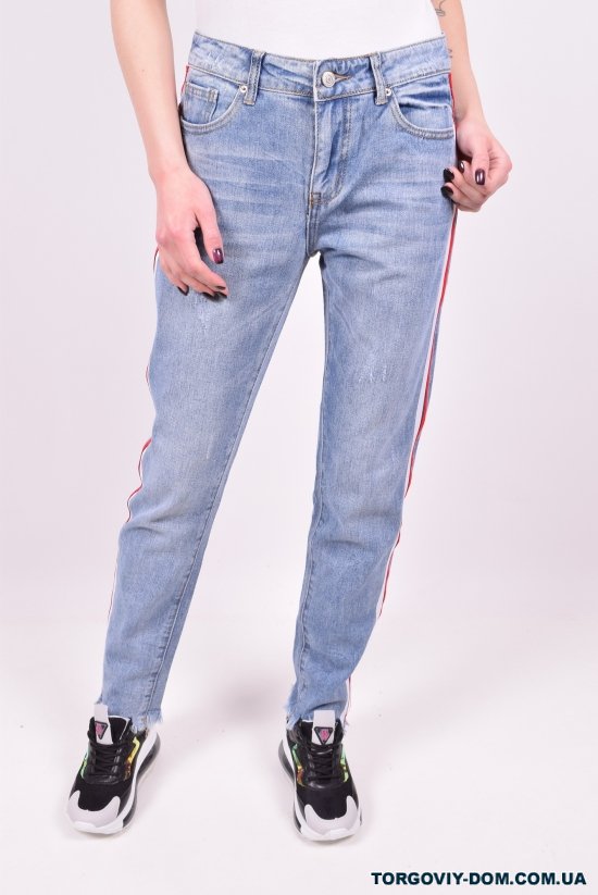 Джинсы  женские котоновые NewJeans Размер в наличии : 28 арт.D3587