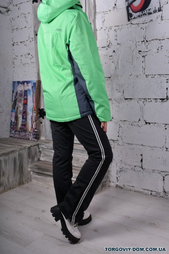Куртка жіноча лижна (кол. зелений) з дихаючої мембранної тканини (10000mm)SNOW HEADQUARTER Розміри в наявності : 40, 42 арт.B-8285