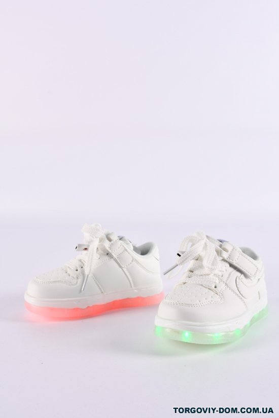 Кросівки дитячі "BESSKY" зі підошвою, що світиться Розміри в наявності : 26, 27, 28, 29 арт.BD3419-2B