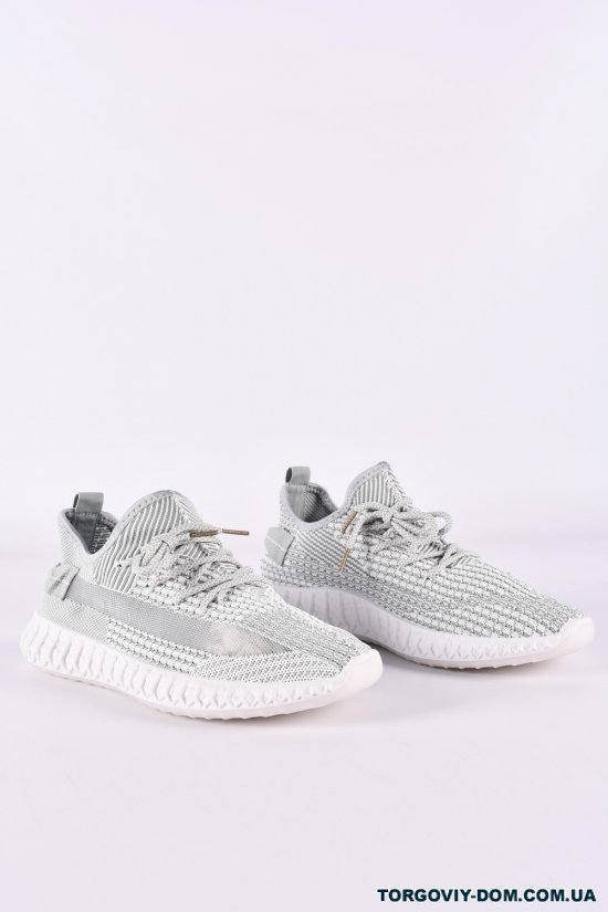 Кроссовки мужские тканевые (модельYEEZY) с силиконовой подошвой Размер в наличии : 44 арт.J931-3