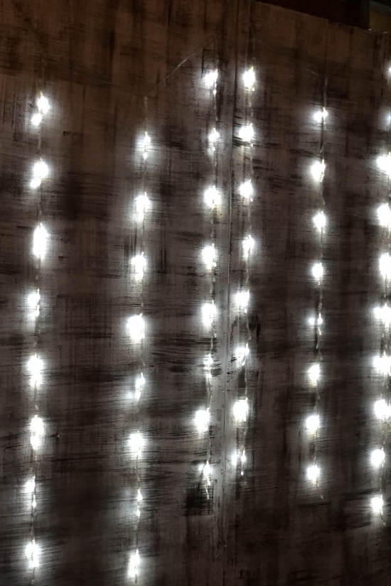 Гирлянда светодиодная "Водопад" (белые огни) прозрачный провод 320 LED (размер 3м/1.5м) арт.IT-RAINS-320-W-2