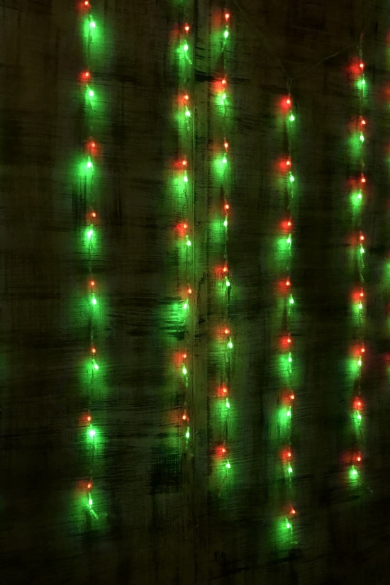 Гирлянда светодиодная "Водопад" (цветные огни) прозрачный провод 320 LED (размер 3м/1.5м) арт.IT-RAINS-320-M-2