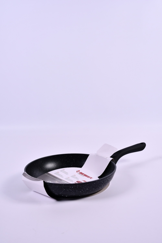 Сковорода "Brand-Chef" з антипригарним покриттям (індукційне дно) d-24см BEESER арт.10358-24